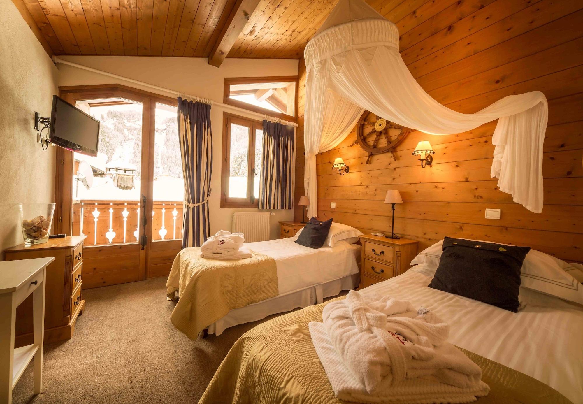 Hotel Et Chalet Au Coin Du Feu Chilly Powder Морзин Экстерьер фото